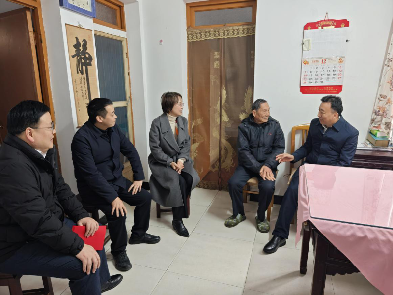 省侨联主席王汪苗赴黄山市开展平安建设调研和企业退休老归侨慰问活动