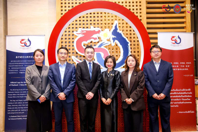 市外办受邀参加泰国国庆招待会